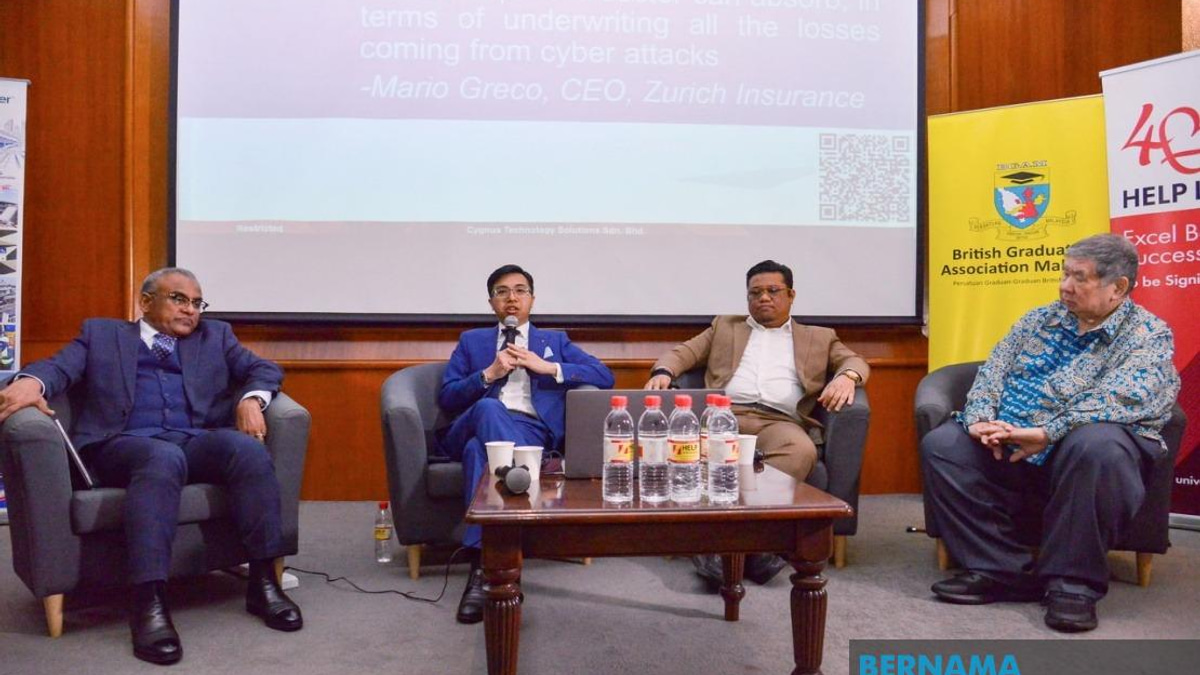 Malaysia's Scam Crisis Deepens: AI and Social Engineering Drive RM2.97 Billion in Losses