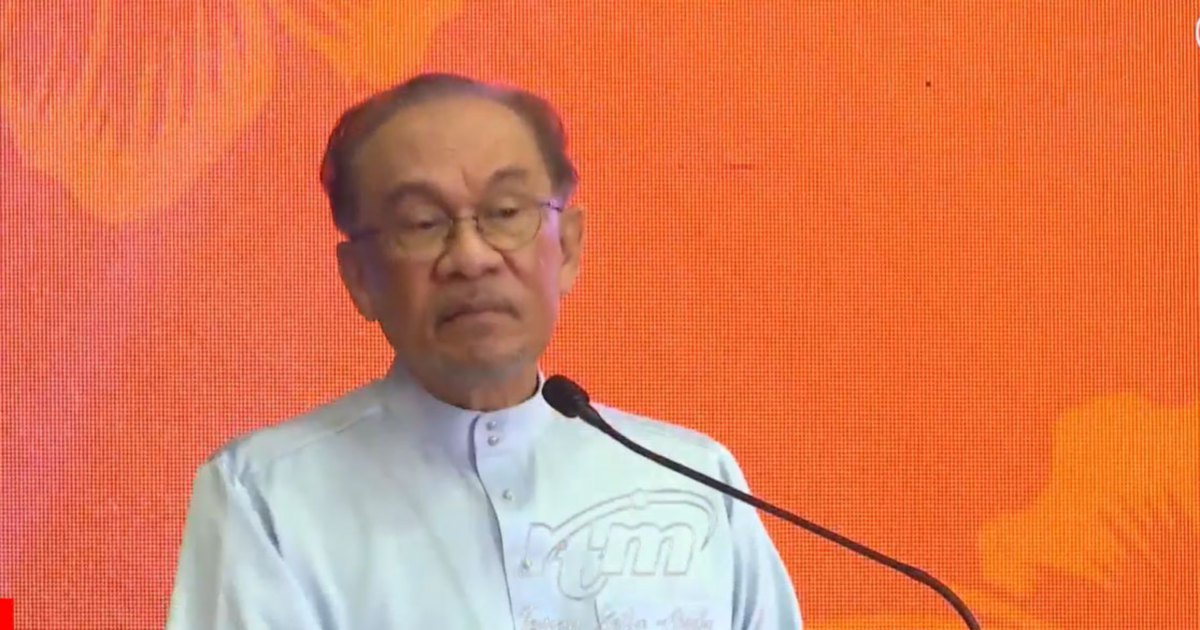 Anwar vows accountability at Tabung Haji and Felda regardless of ethnicity or faith
