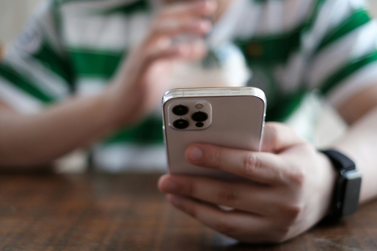 Malaysia's Two-Pronged Strategy to Combat AI Misuse and Deepfakes
