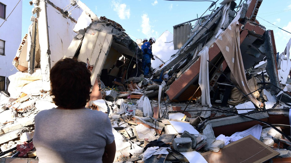 PM Anwar Extends Sympathies to Colombia After Deadly Earthquake