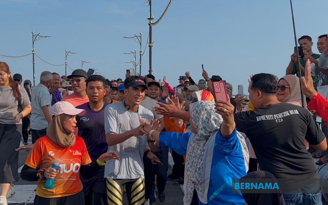 Syed Saddiq Completes 170km Charity Run, Raises Over RM650,000 for Muar Constituents