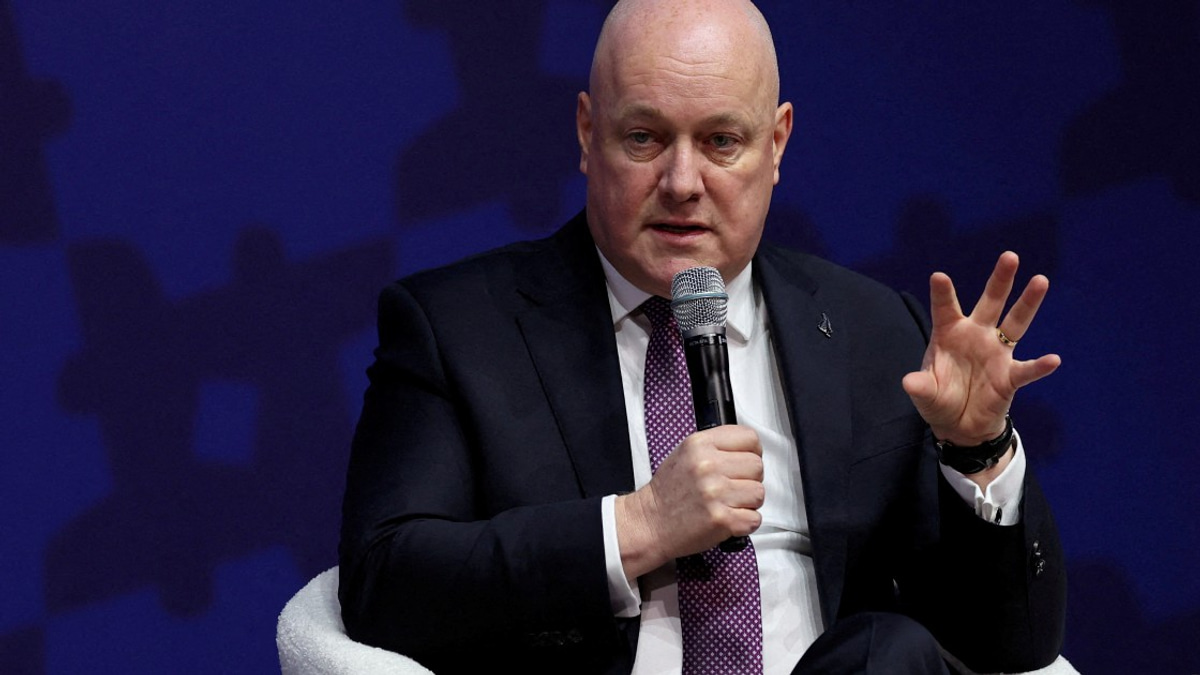 New Zealand PM Luxon Signals Willingness to Hold Electoral Referendum, Deepening Coalition Tensions