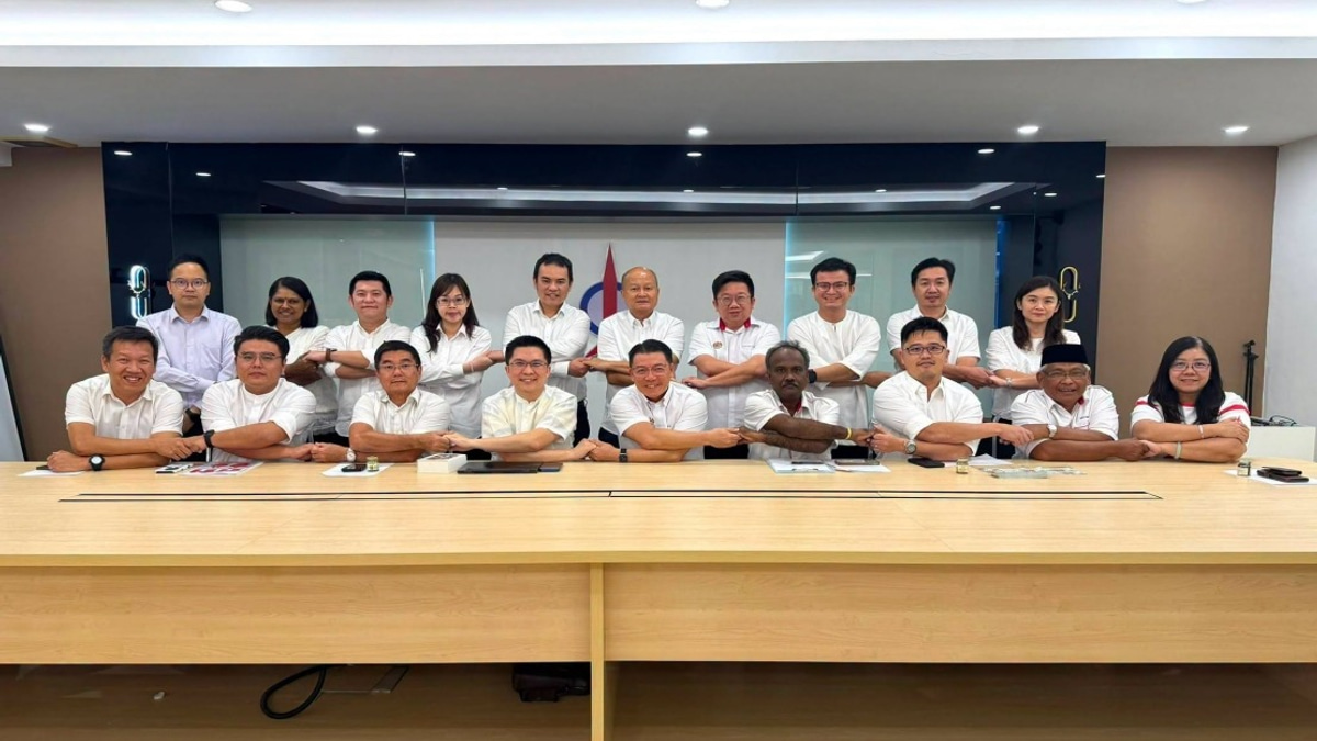 Perak DAP Unanimously Backs Continued Role in Unity Government