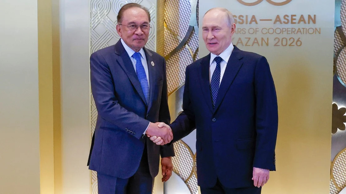 Anwar's Central Asian Tour Bolsters Malaysia's Energy Ties