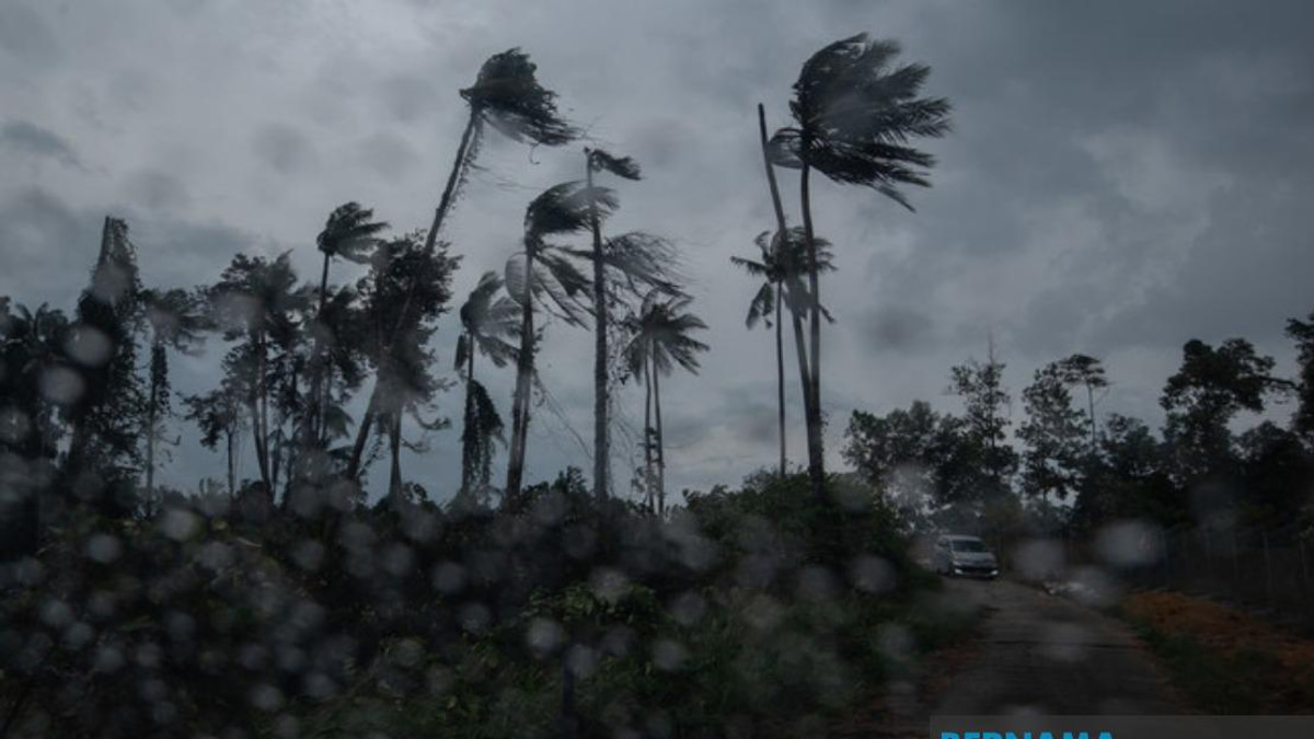 MetMalaysia Issues Alert for Thunderstorms and Heavy Rain Across Multiple States