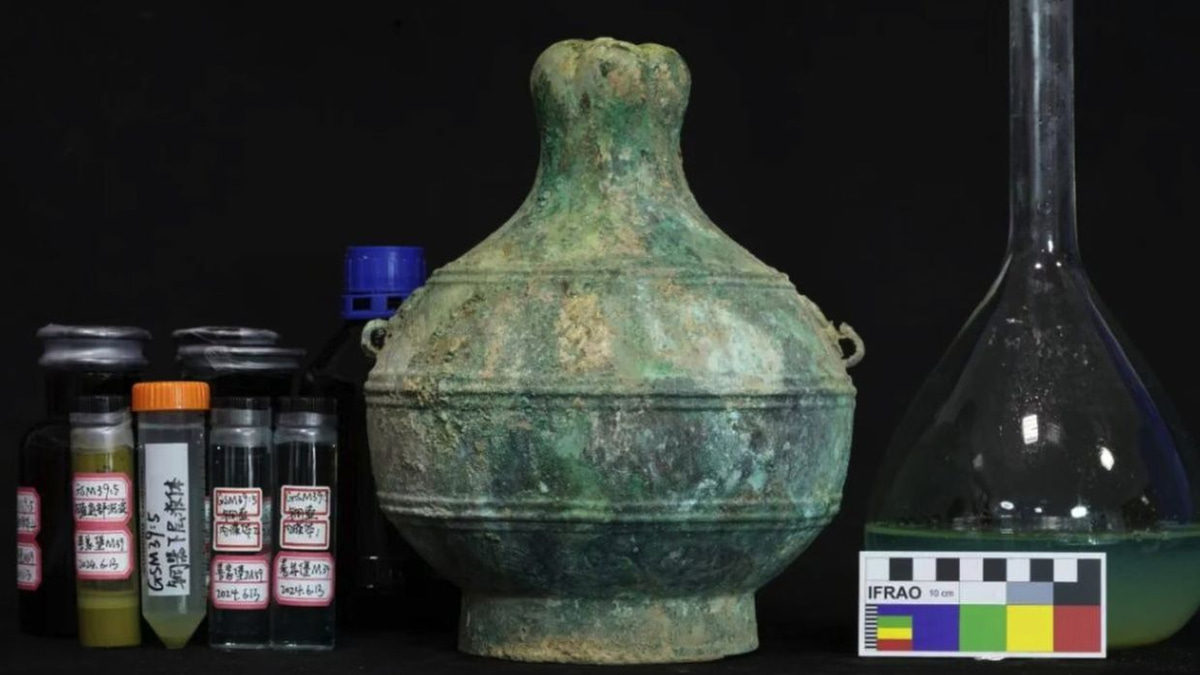 Ancient Bronze Vessel Reveals 2,300-Year-Old Wine Recipe from Great Wall Cemetery