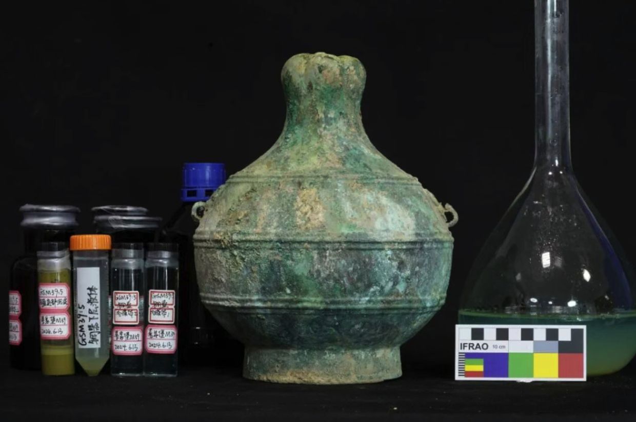 Ancient Bronze Vessel Reveals 2,300-Year-Old Wine Recipe from Great Wall Cemetery