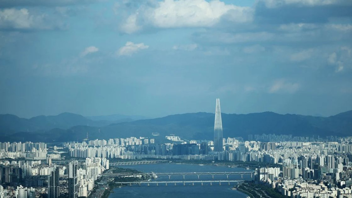 South Korea Appoints Seasoned Finance Veteran Lee Hyoung-il as Deputy PM Amid Cabinet Overhaul