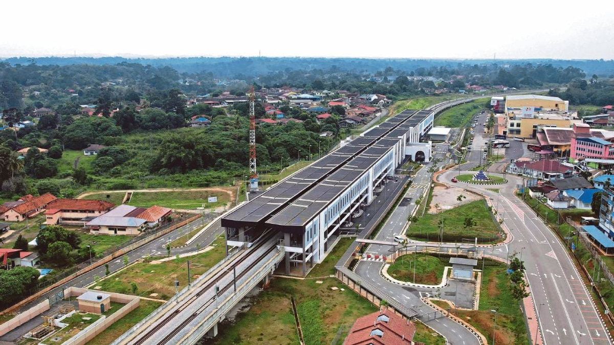 KTMB Launches Extra Train Capacity and Discount Fares Ahead of Johor Election