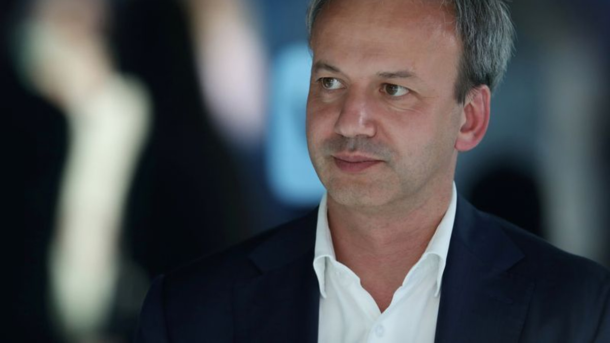 FIDE President Dvorkovich Suspends Role After EU Sanctions Over Russia