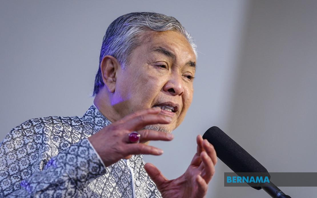Ahmad Zahid Calls for Mature Campaign as Johor Polls Enter Final Week