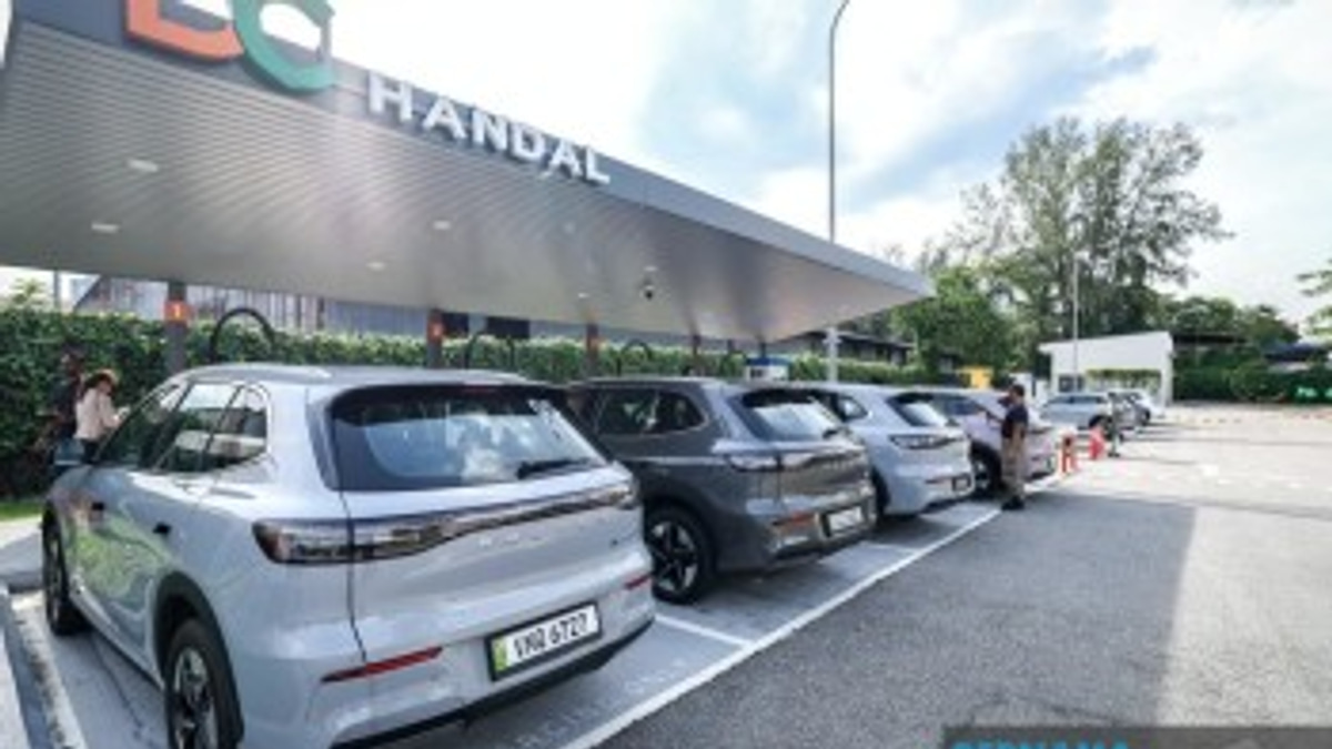 Malaysia Leaves EV Charging Prices to Market Forces, Betting on Competition Over Regulation