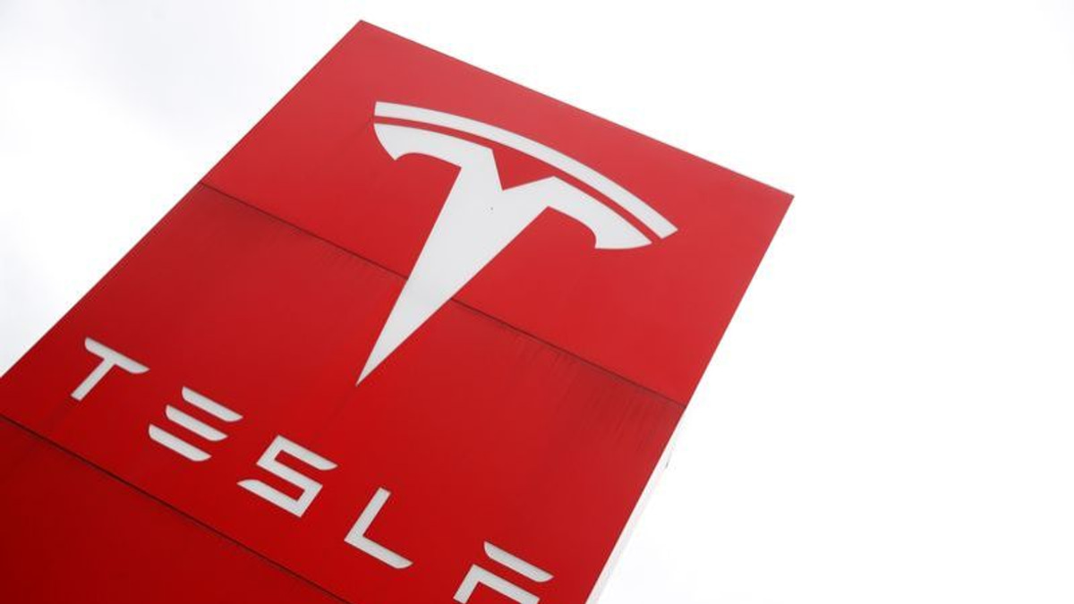 Tesla Wins Supreme Court Victory on 5G Patent Licensing Terms