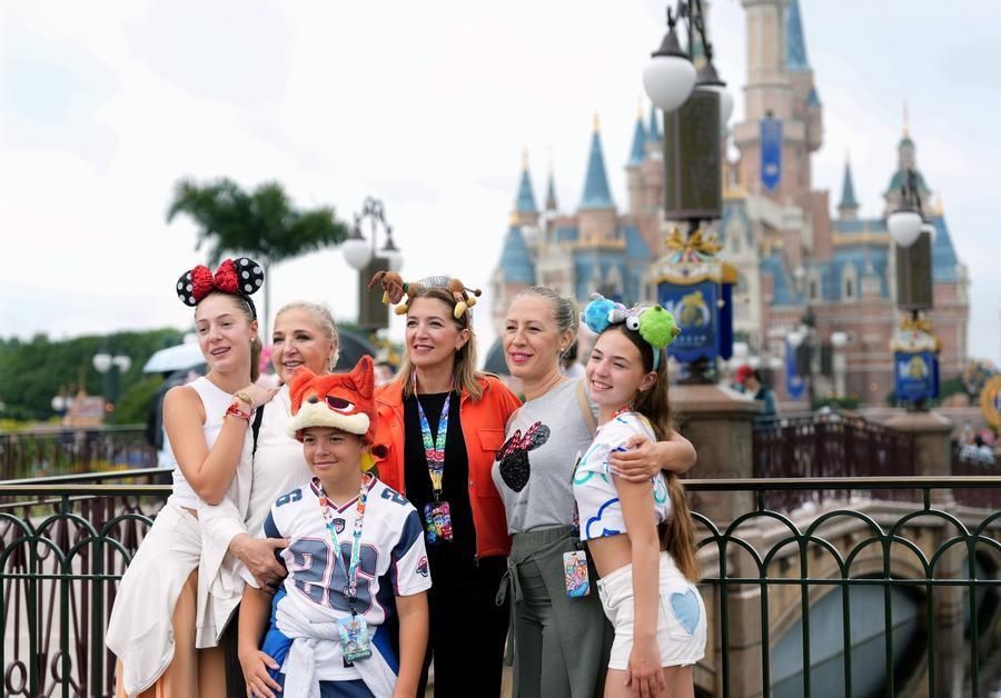 China's Expanding Visa-Free Policies Drive Record Foreign Visitor Numbers
