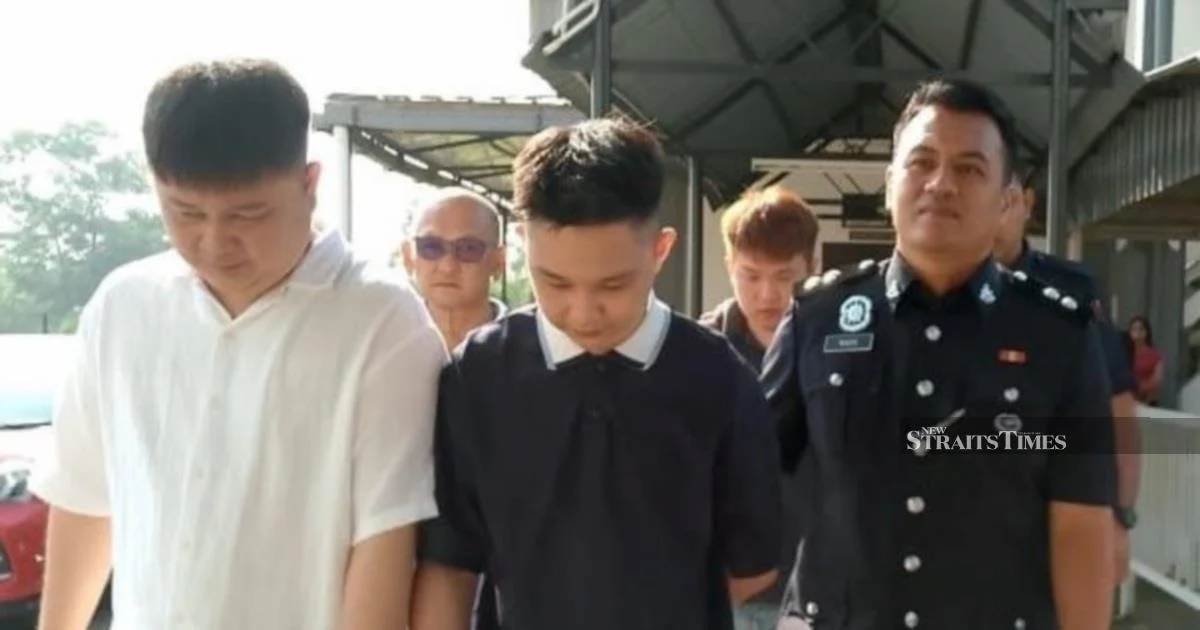 Four Accused, Including Brothers, Deny Operating Illegal Online Gambling Network