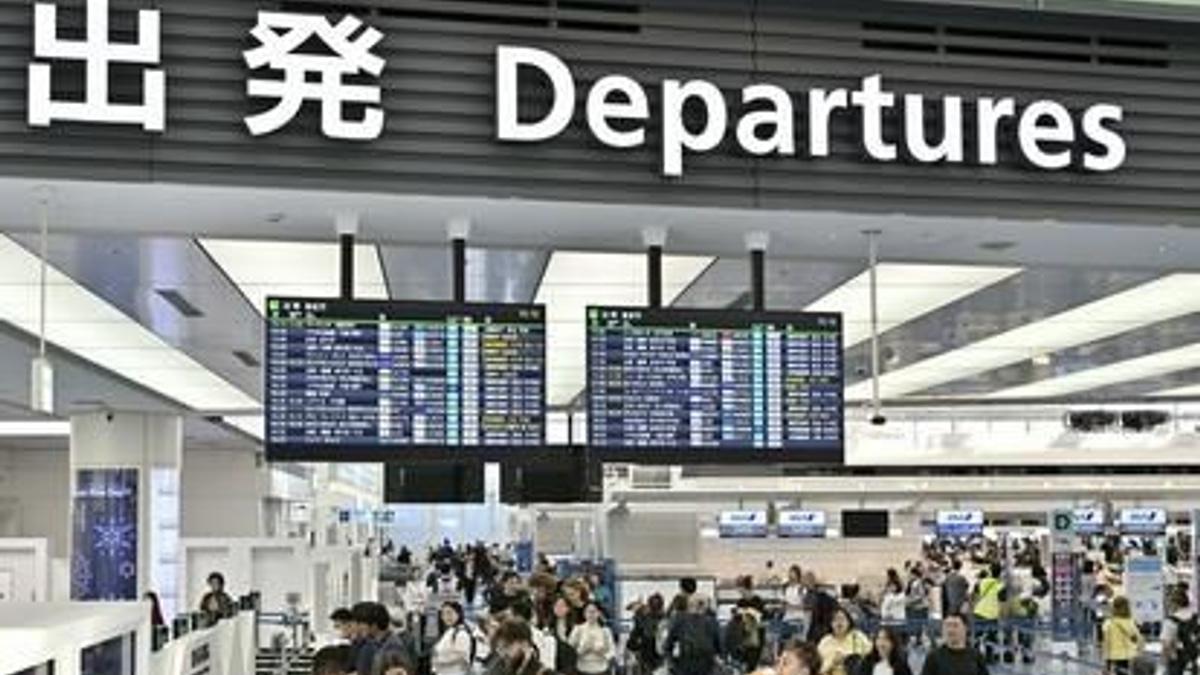 Japan Triples Departure Tax and Raises Visa Fees in Bid to Manage Tourism Surge