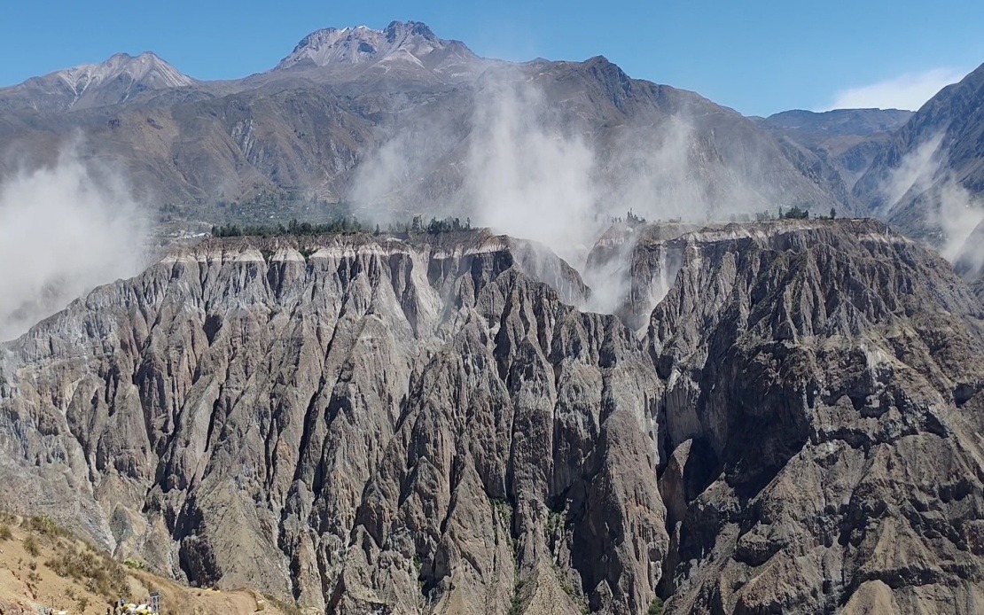 Powerful 6.7 Earthquake Strikes Southern Peru; Officials Call for Continued Preparedness