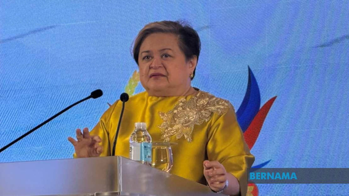 Philippines Pushes ASEAN to Fortify Maritime Security as Regional Tensions Rise
