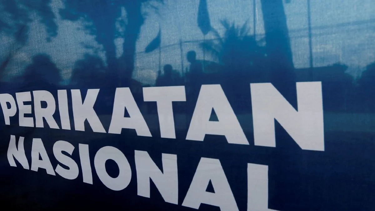 Azmin and Radzi step down from Perikatan Nasional leadership roles in coalition reshuffle