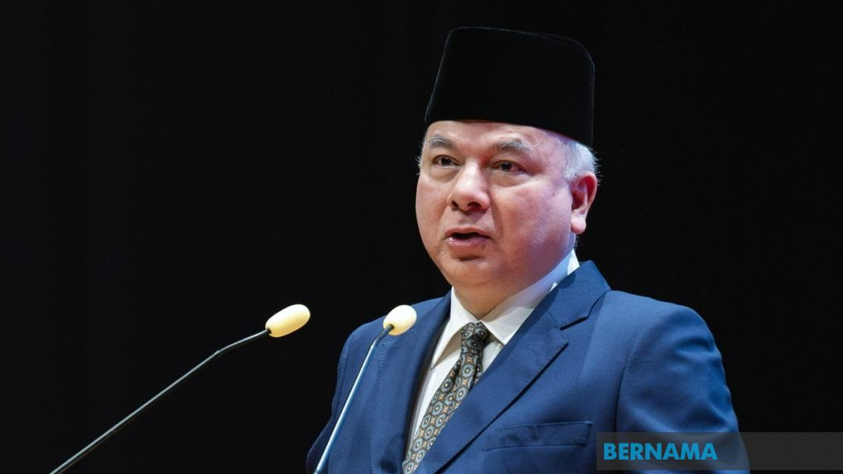 Sultan Nazrin Pushes for Unified International Waqf Governance Framework