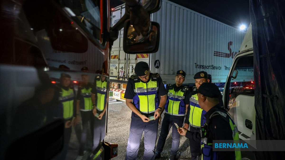Drug-Driving Crackdown in Johor Nets 16 Positive Cases in Ten-Day Operation