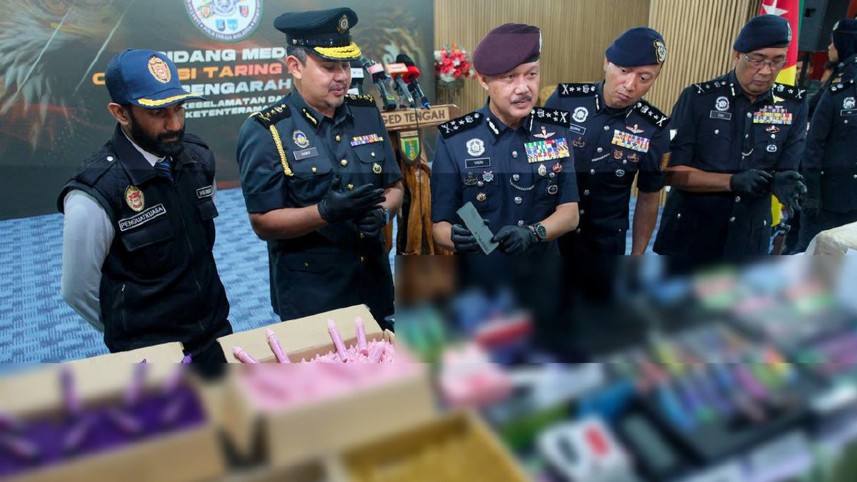 Police bust major contraband operation as RM15.5m in vapes and cigarettes seized across Selangor