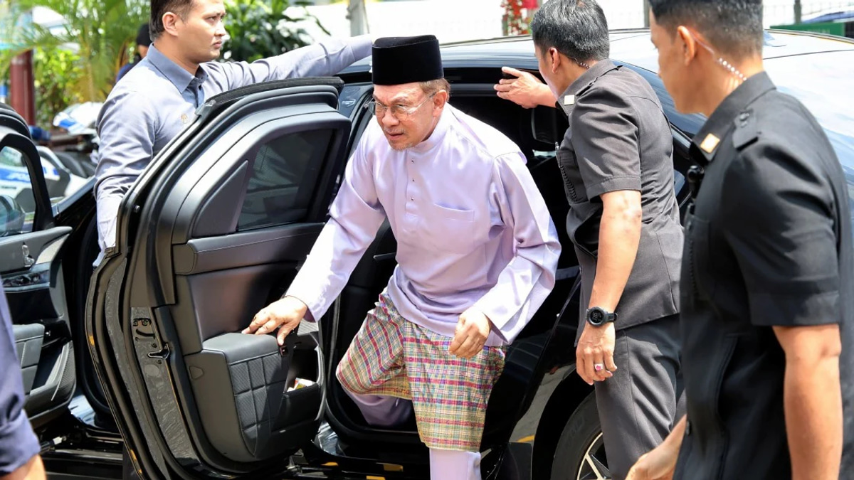 Anwar urges election decorum as Johor ballot approaches