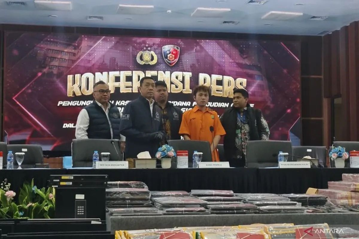 Chinese scam kingpin arrested at Jakarta airport on Interpol warrant