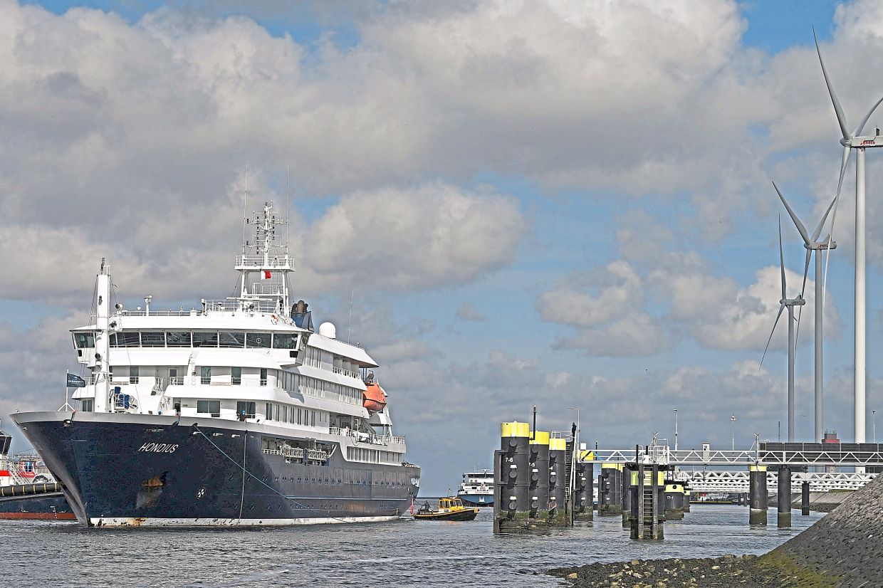 WHO declares end to hantavirus outbreak that killed three aboard Antarctic cruise ship