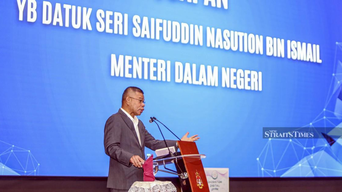PKR's Saifuddin: Judge Coalition on Policies, Not Identity Politics