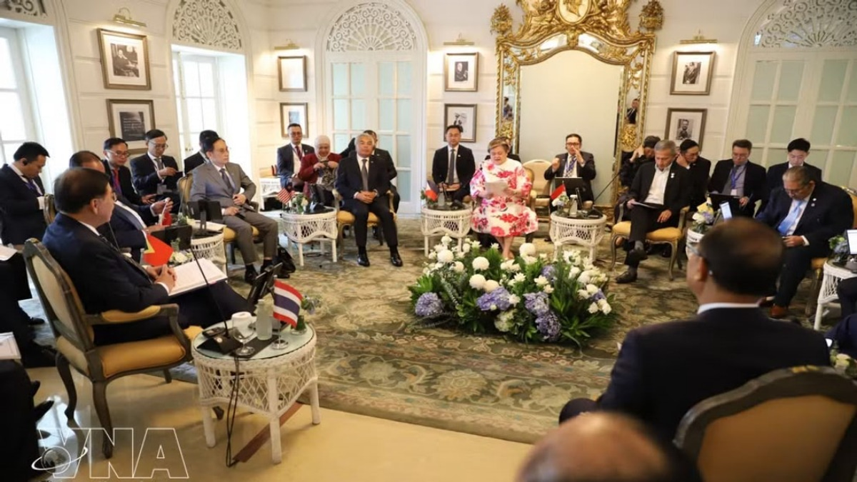 Vietnam Pledges Closer Cooperation With ASEAN on Myanmar Recovery