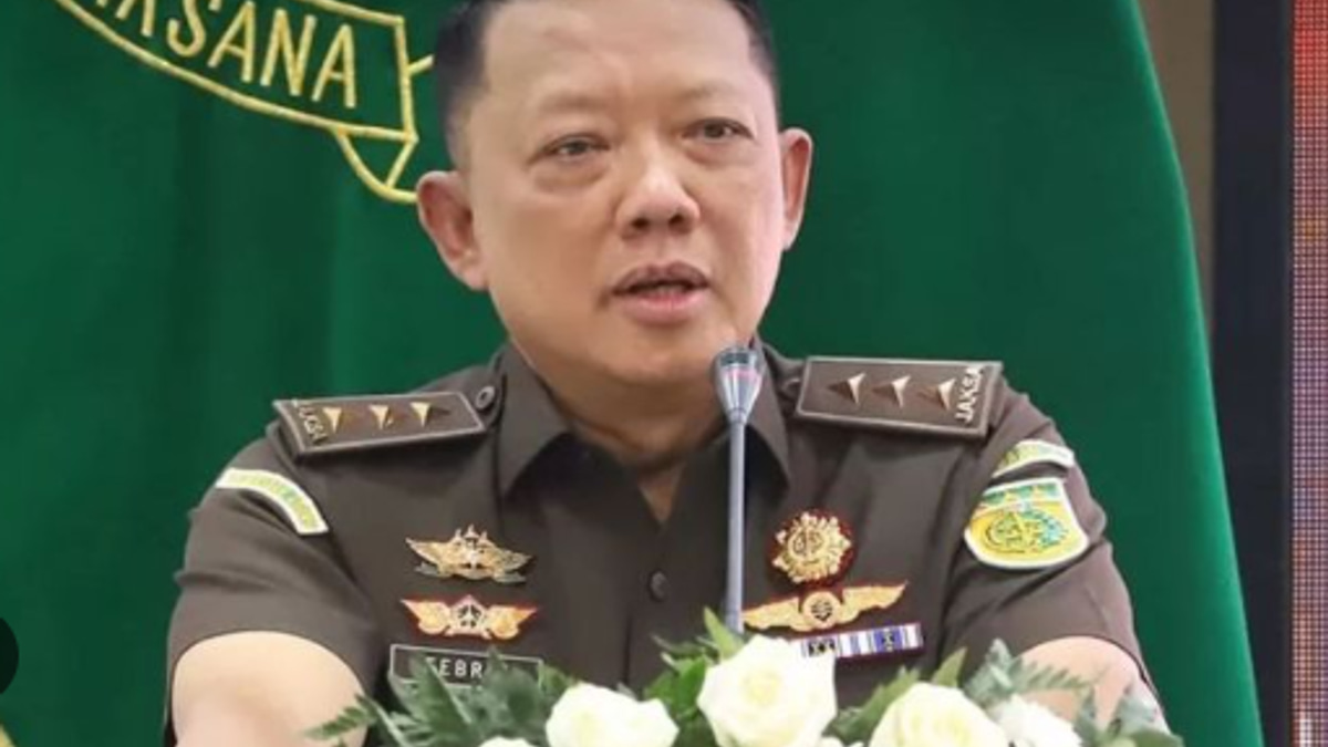 Prabowo's Anti-Corruption Campaign Tests System as Top Prosecutor Faces Investigation