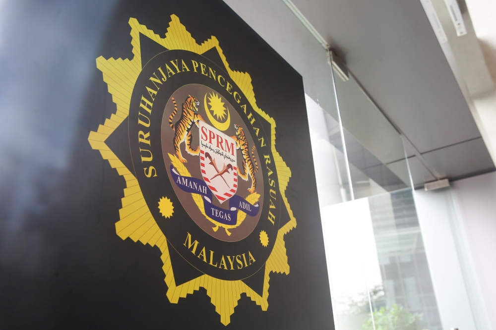 MACC Extends Questioning of Ex-CFO Over RM370m Share Transaction in Tabung Haji Probe