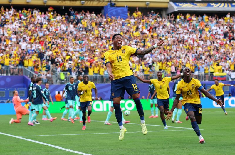Ecuador Stun Germany to Clinch World Cup Knockout Spot in Thrilling Group E Finale
