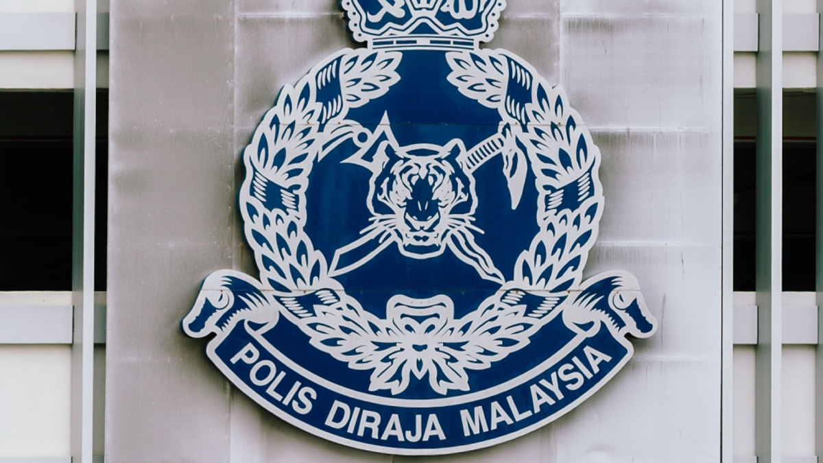 Man Detained After Allegedly Assaulting Two Neighbours in Rawang while Intoxicated