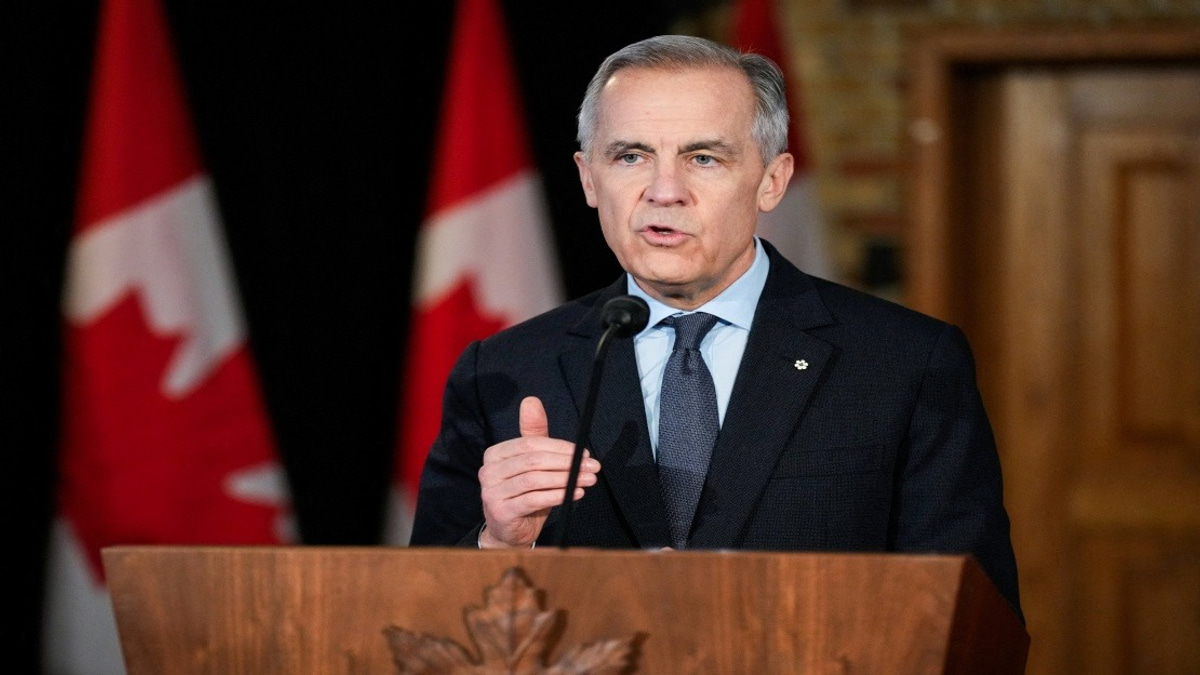 Canada Secures Brief Reprieve as US Tariff Suspension Extended to August 21