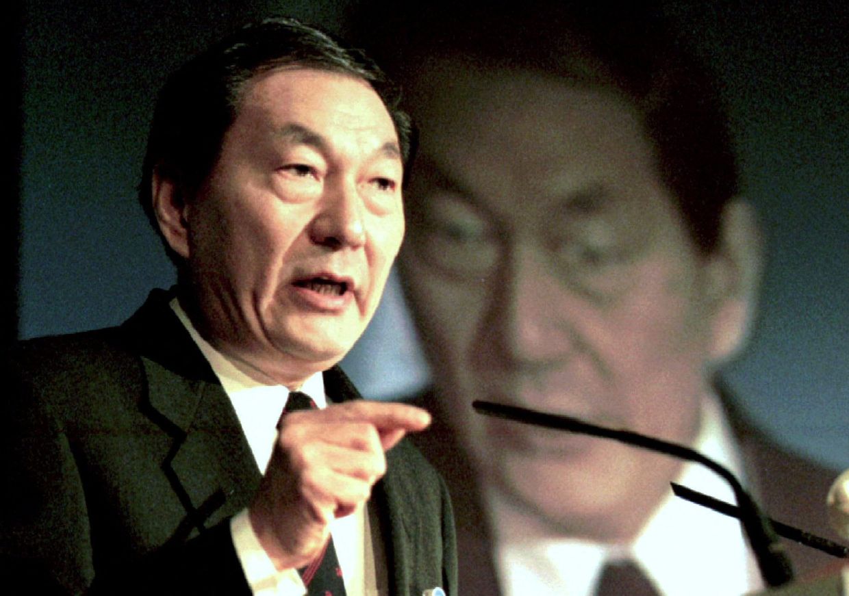 Zhu Rongji, China's reformist premier who reshaped state enterprises and opened doors to the world, dies at 98