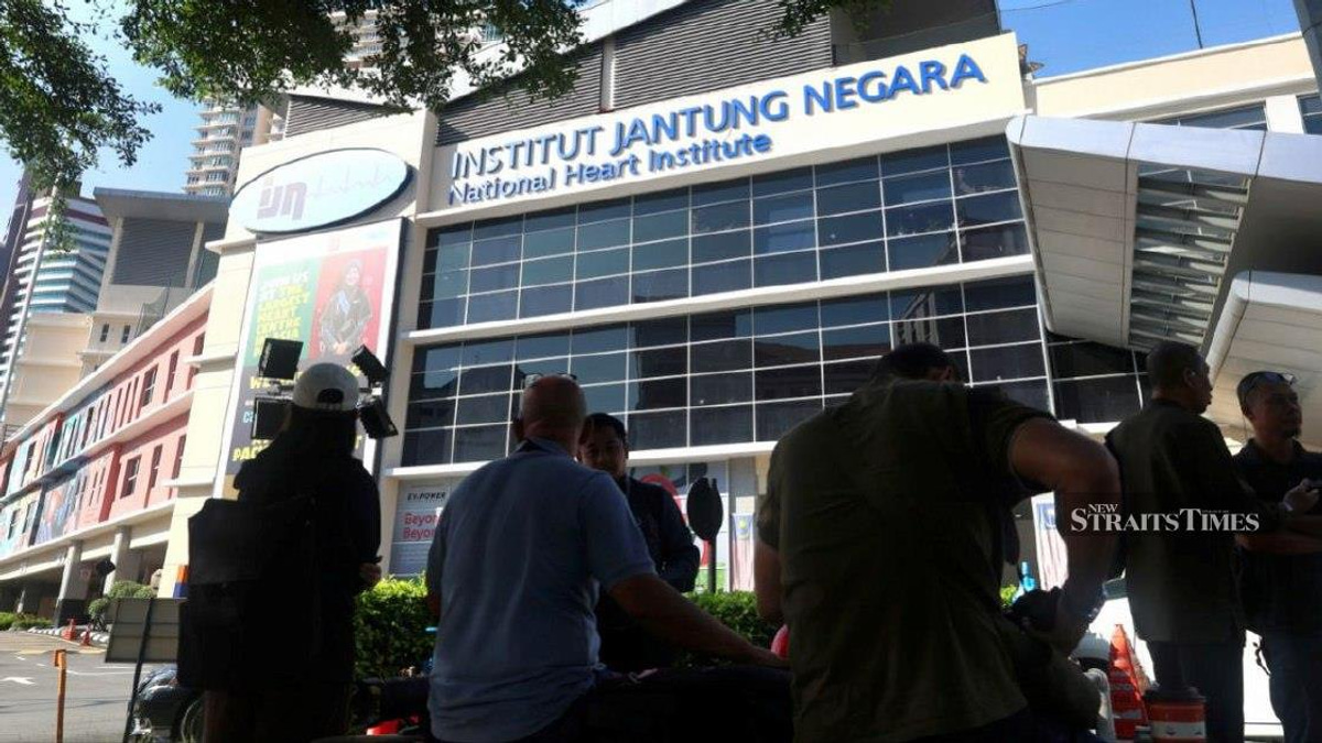 Ex-PM Ismail Sabri Undergoes Pacemaker Surgery Following Cardiac Irregularity
