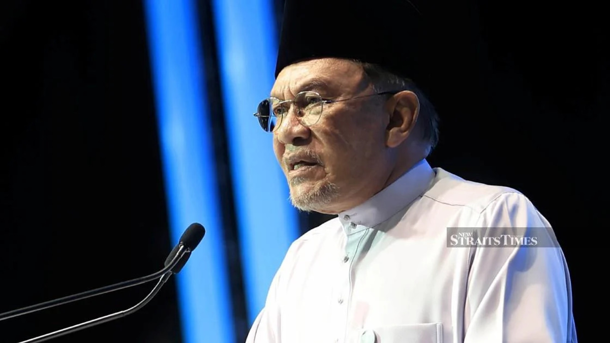 Muar district office refutes allegation that PM Anwar was prevented from using government venue