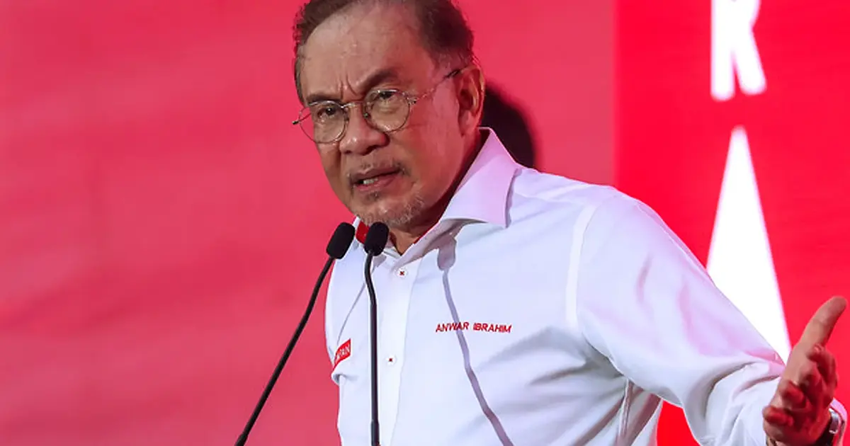 Strong Relations with Malay Rulers Essential for Effective Governance, Says Anwar