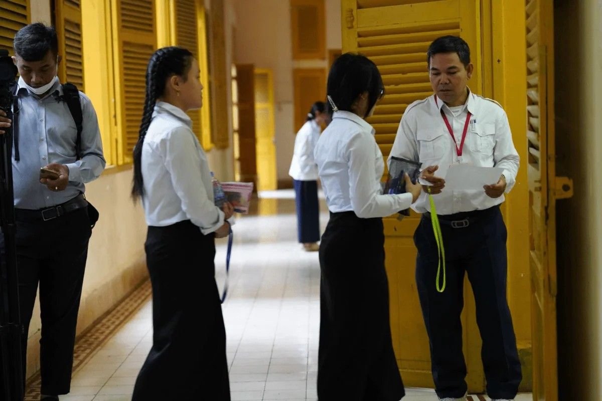 Cambodia's Grade 12 Exams Begin Amid Ongoing Border Dispute with Thailand