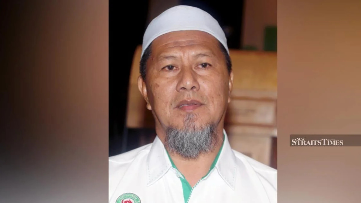 Political Veteran Najib Lep Stages Comeback Bid as Pakatan Harapan Candidate in Johor Elections