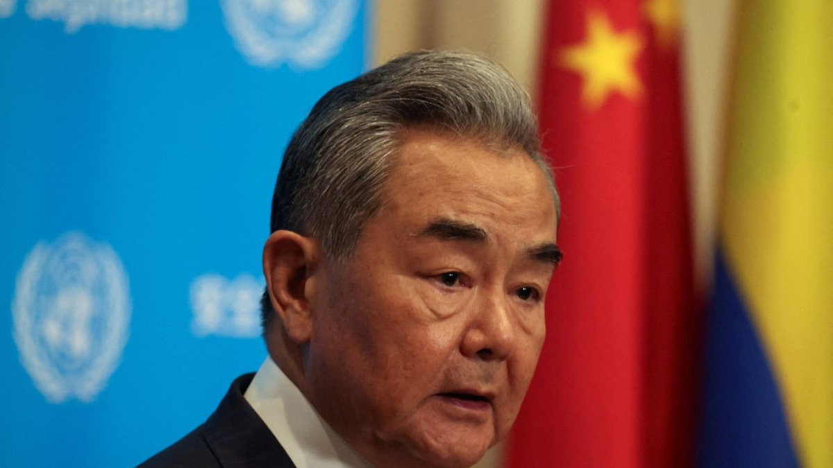 China's Foreign Minister Warns US Secretary of State Over Taiwan Handling