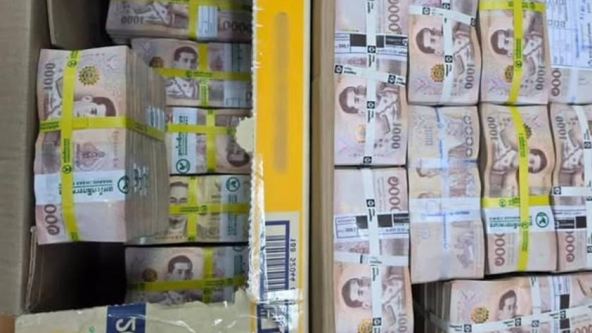 Myanmar Man Detained After Attempting to Smuggle 23 Million Baht Through Thai Border