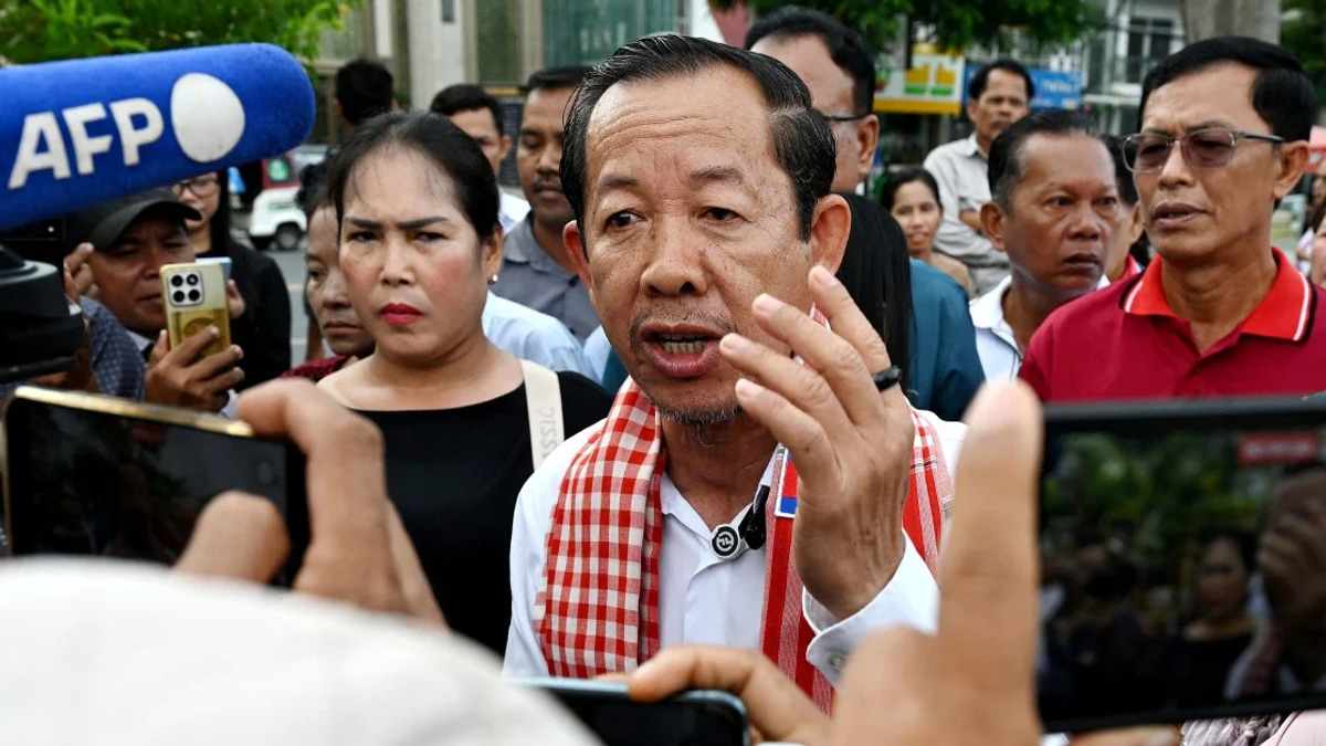 Cambodia's Supreme Court Upholds Electoral Ban on Opposition Figure Rong Chhun