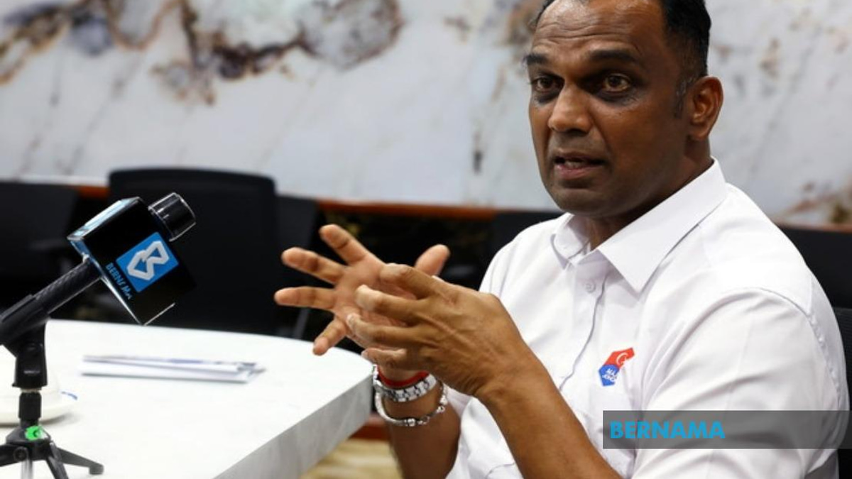 Perling's BN Candidate Banks on Ground-Level Connection