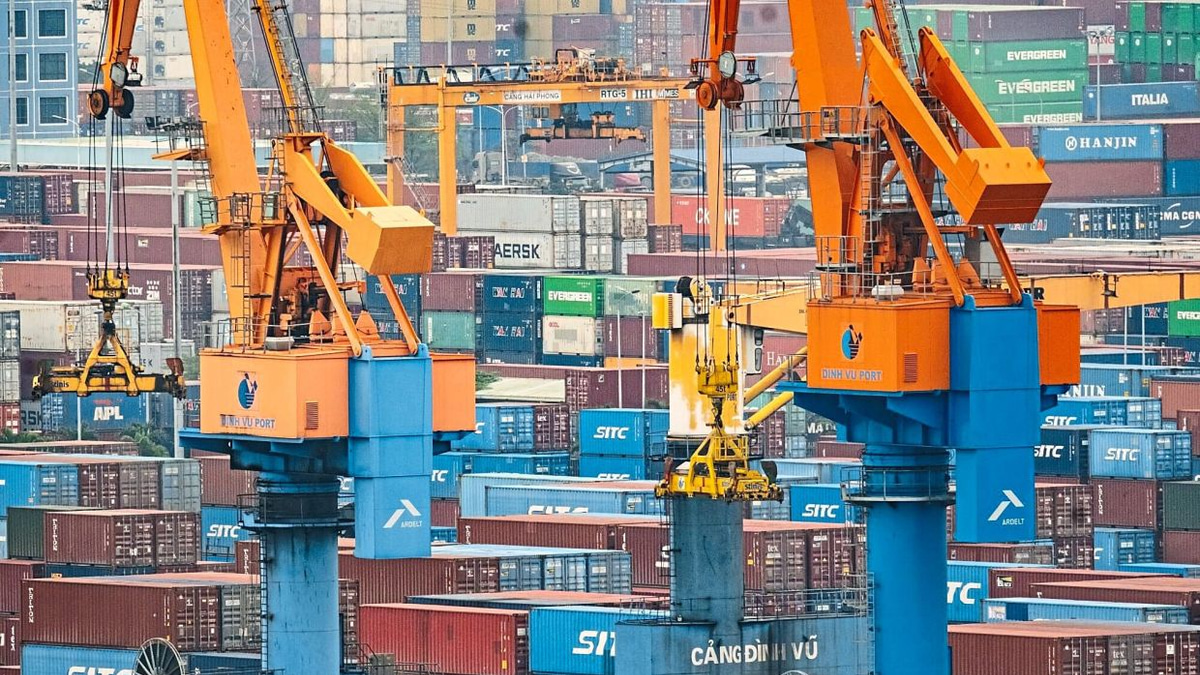 Vietnam signals openness to resolving US trade disputes as negotiations intensify