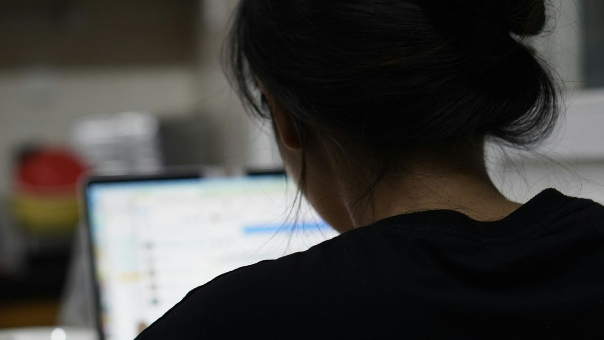 AI-Powered 'Fake Prince' Romance Scams Target Vulnerable Victims Across Southeast Asia