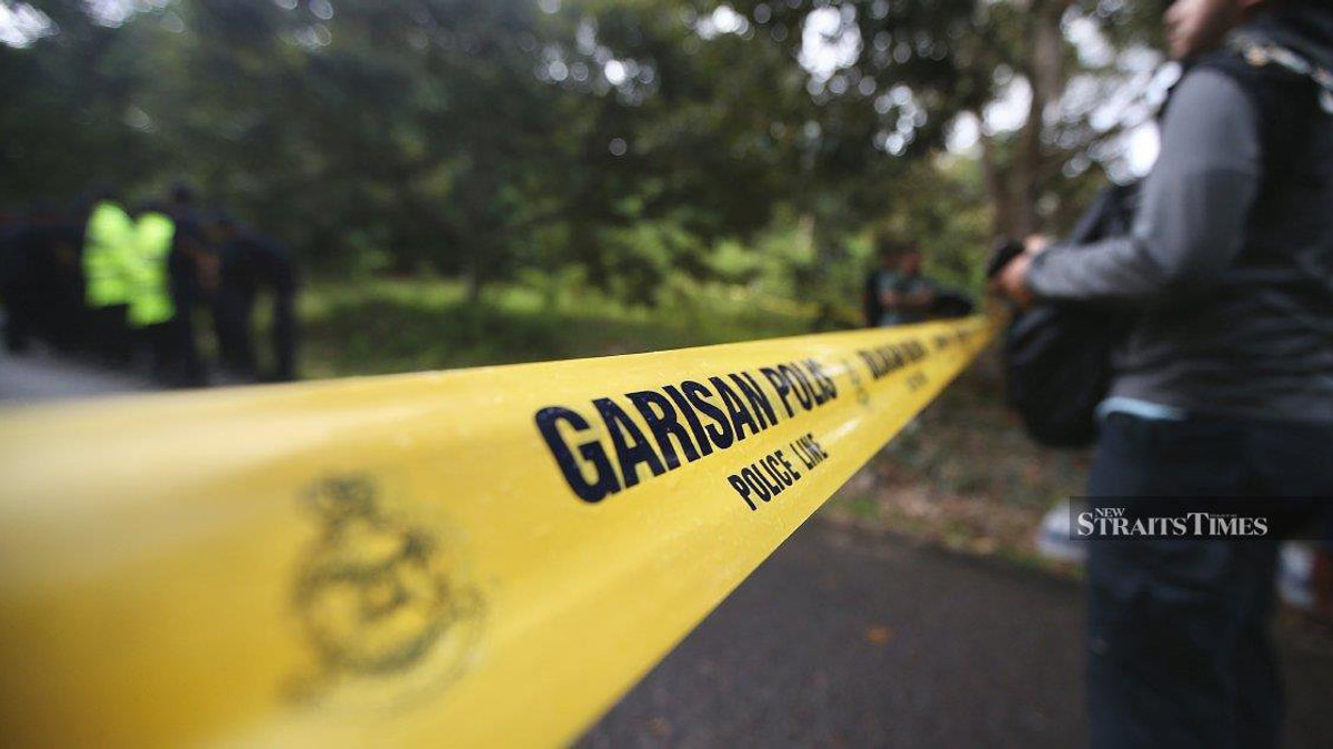 Three held after missing man discovered bound and wrapped in netting in Sungai Tanjung Sembrong