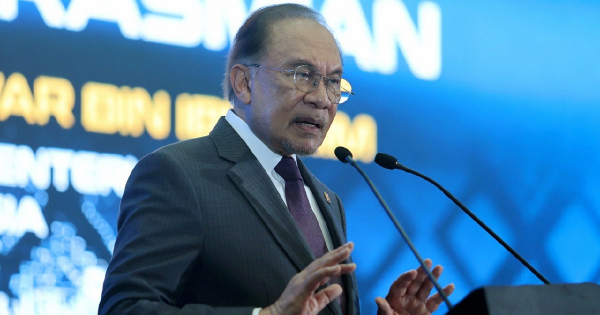 Anwar Ibrahim Warns Schools Against Concealing Bullying Cases to Protect Reputation